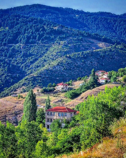 Κοκκινοπηλός Ολύμπου — Σχολείο από κιόσκι